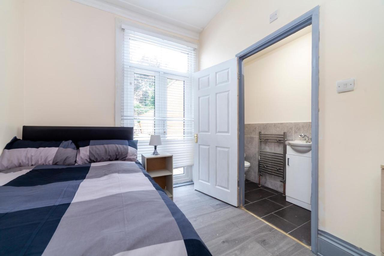 Highlands Gardens Suites Ilford Extérieur photo