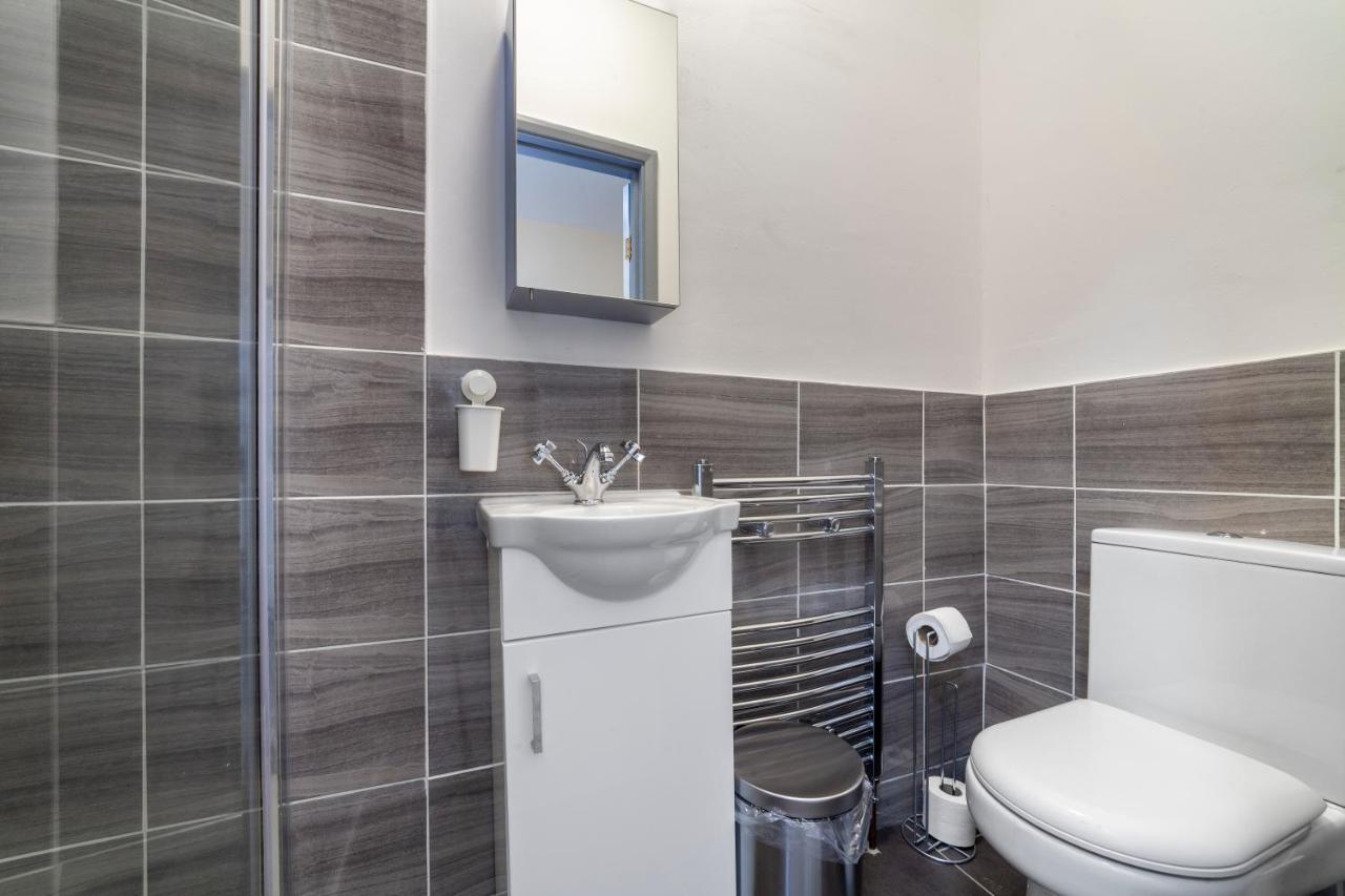 Highlands Gardens Suites Ilford Extérieur photo